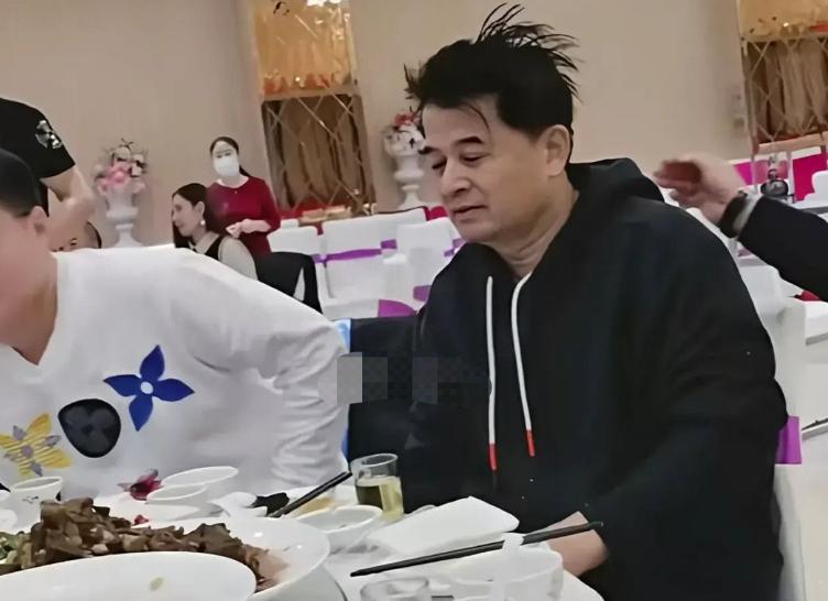 公众人物言行规范_毕福剑酒桌失言事件_饭局改变命运毕福剑