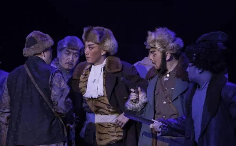 饭局改变命运毕福剑_毕福剑酒桌失言事件_公众人物言行规范