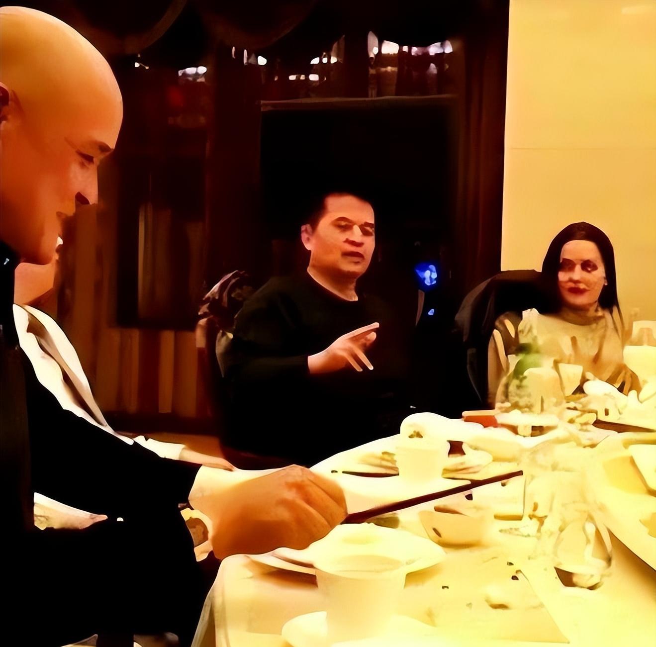 饭局改变命运毕福剑_毕福剑说了什么被央视封杀_毕福剑被封杀后现状