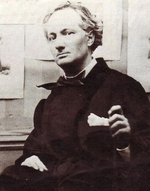 le crayon yeux_法语词汇意境_法语文学之美