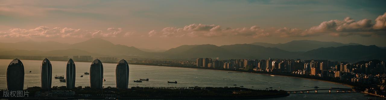 退休后适合居住的城市_中国十佳休闲宜居生态城市_经济宽裕退休生活选择