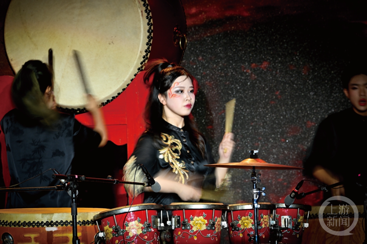 长寿区文艺表演_重庆社区艺术节_文化艺术节摄影比赛照片