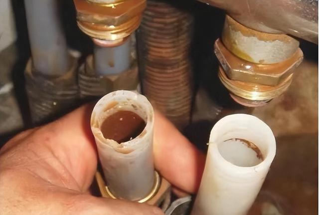 地暖清洗保养_地热采暖的优缺点_免拆脉冲清洗技术