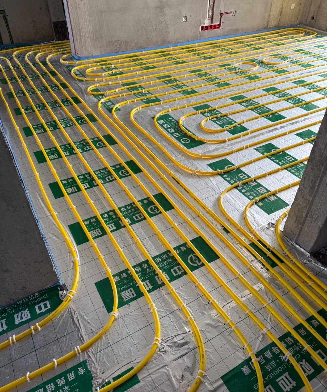 地热采暖的优缺点_地暖施工细节_分水器路数检查