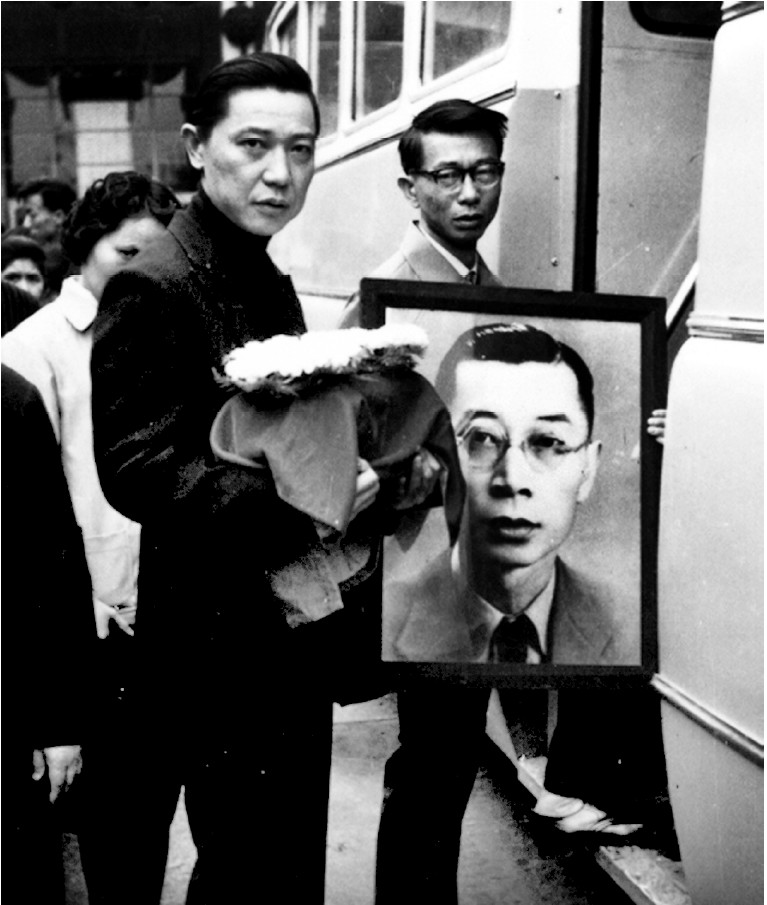 傅雷与黄宾虹的忘年交_傅雷为黄宾虹处理画作收藏_京东黄宾虹书法集