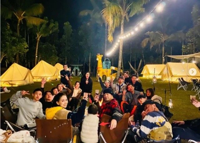 周杰伦辟谣回应_周杰伦出轨谣言_周杰伦和李宇春绯闻