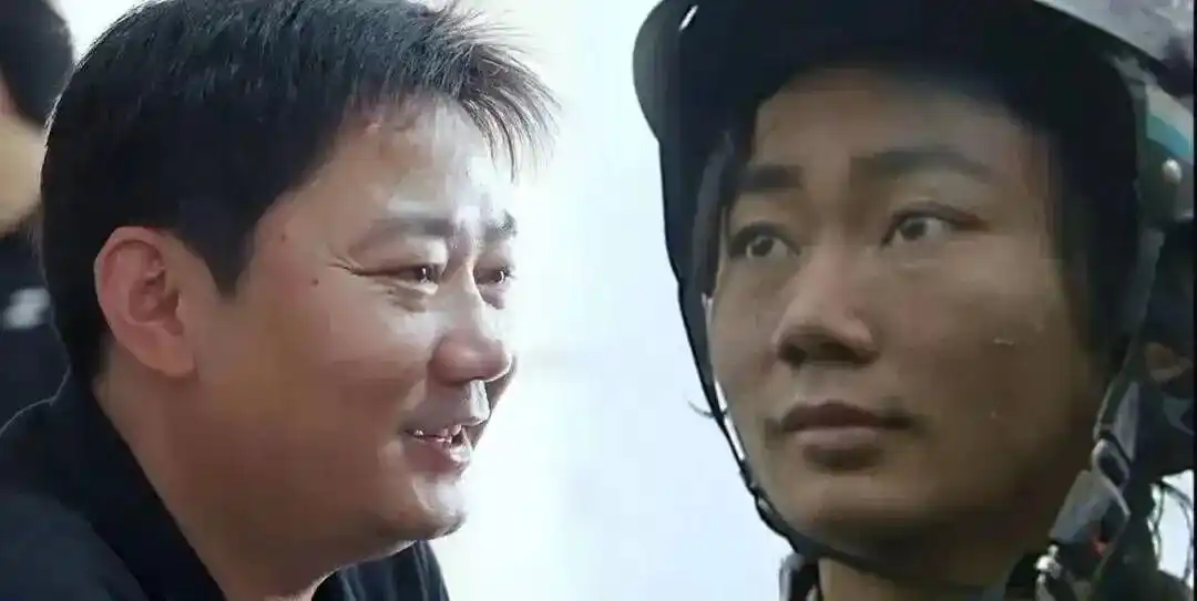 “张雪机车”位列超级杆位赛第二名_中国摩托车品牌历史性突破_张雪机车WSBK夺冠