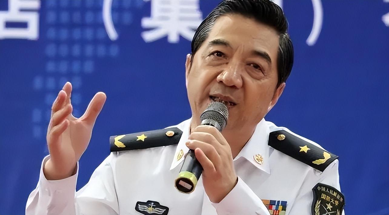 张召忠是大忽悠吗_战忽局张召忠_军事专家不靠谱