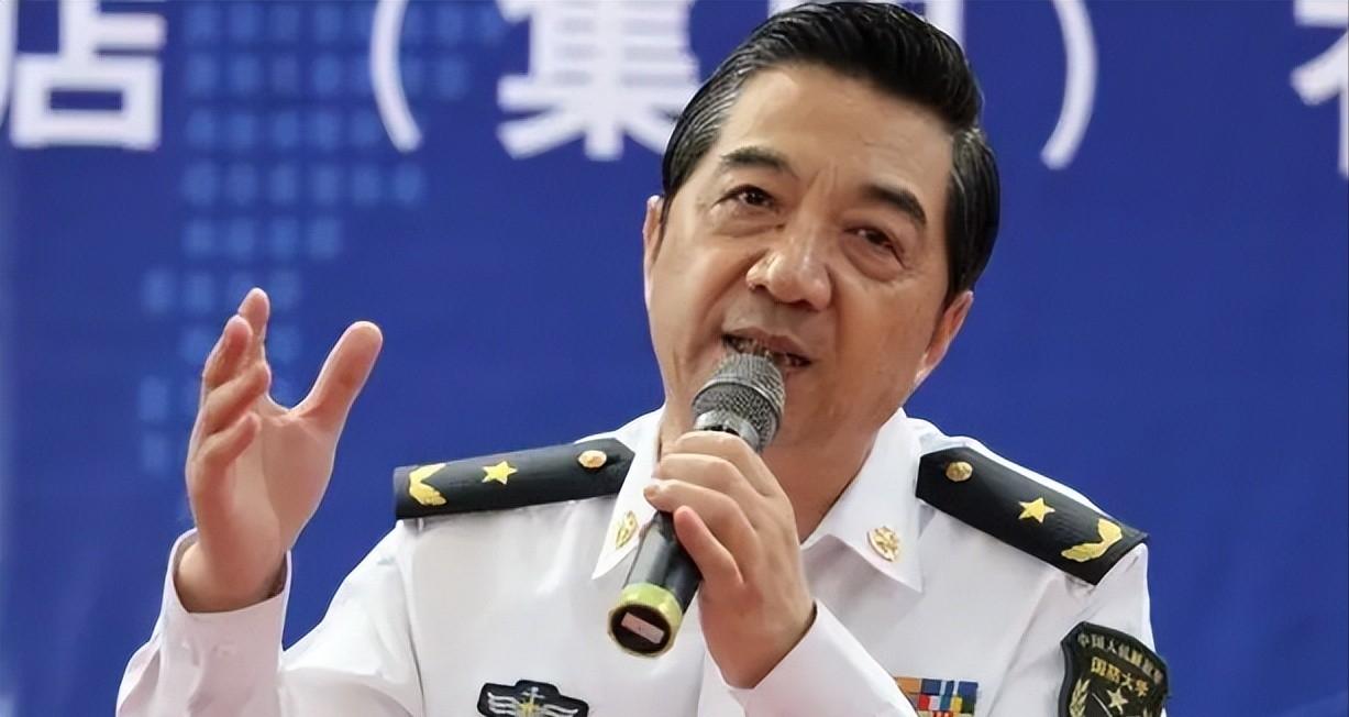 张召忠是大忽悠吗_艾跃进大炮真理_张召忠战略烟雾弹