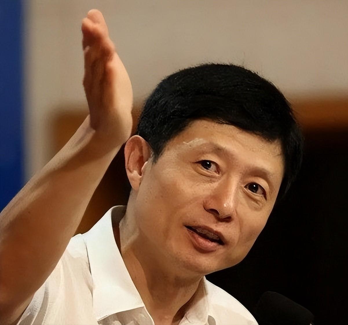 张召忠战略烟雾弹_张召忠是大忽悠吗_艾跃进大炮真理