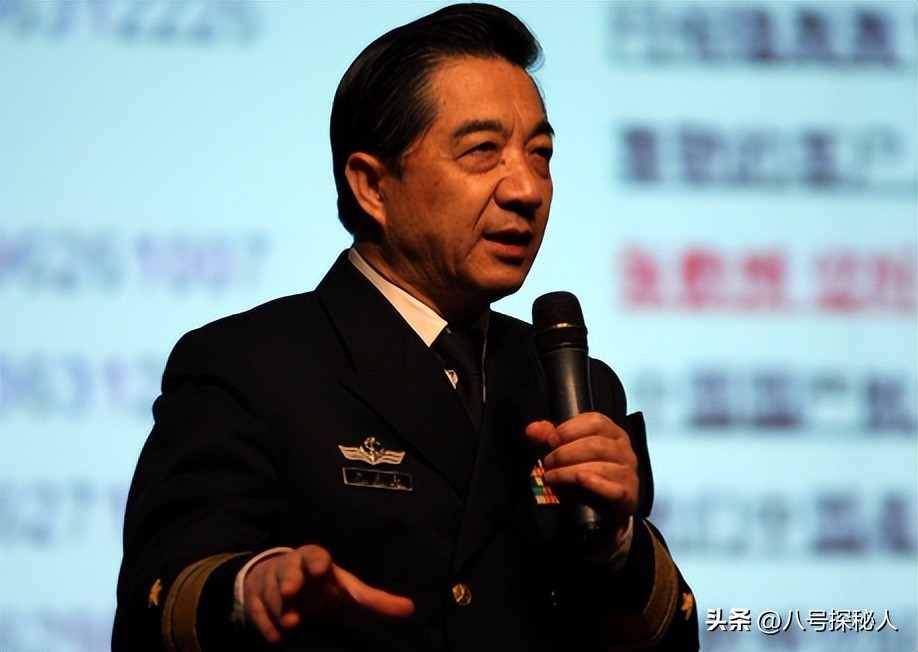 张召忠 央视忽悠专家 28年预测分析_张召忠是大忽悠吗