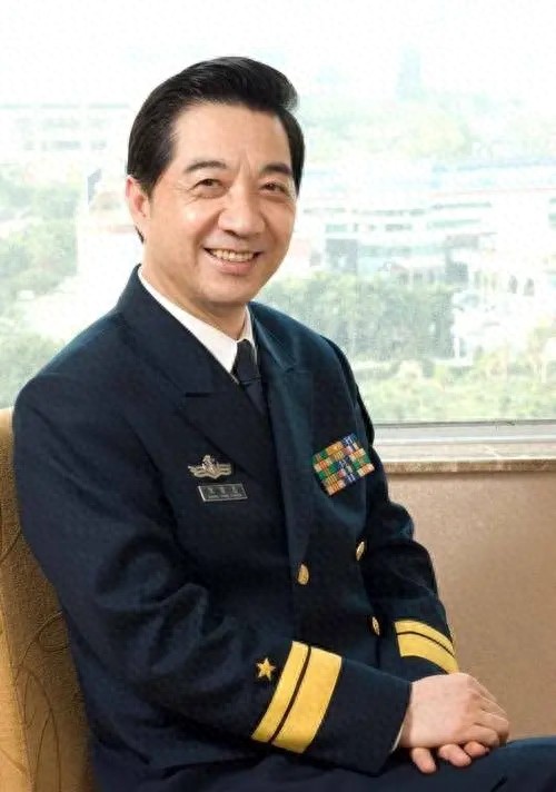 张召忠是大忽悠吗_战忽局 张召忠 海带缠潜艇