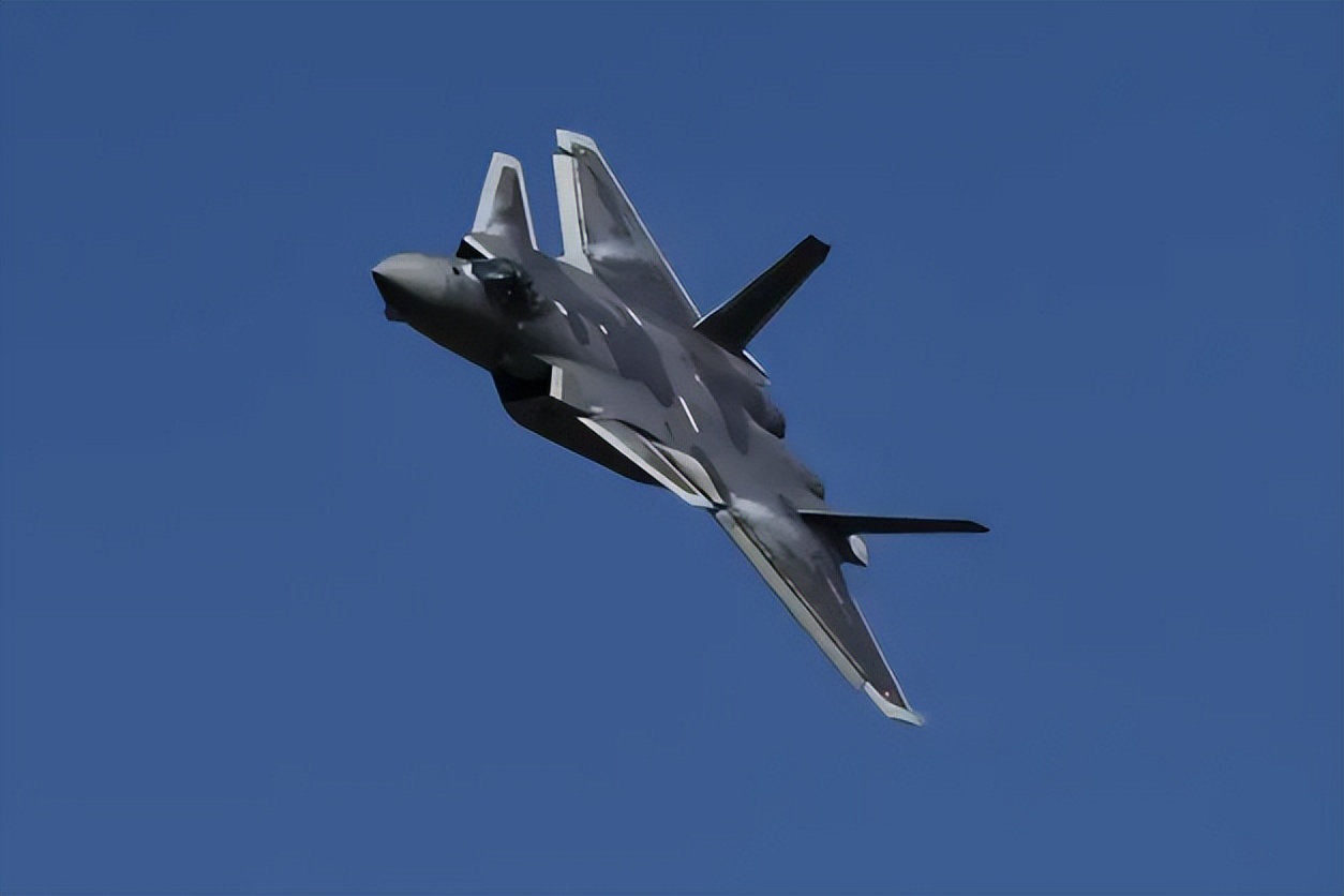 战忽局 张召忠 海带缠潜艇_张召忠是大忽悠吗