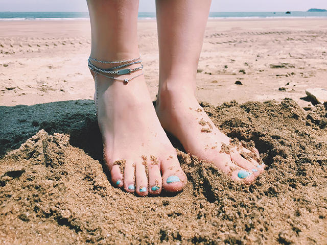 韩国流行笑脸图案脚链_脚链图片_小清新几何方块脚链