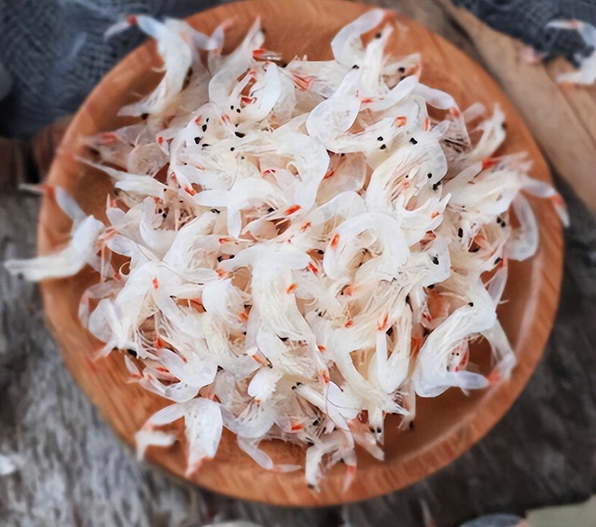 有哪些是含钙的食物_牛奶补钙误区_补钙食物选择