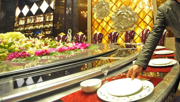 毕福剑饭局门_毕福剑饭局言论_公众人物言论自由边界