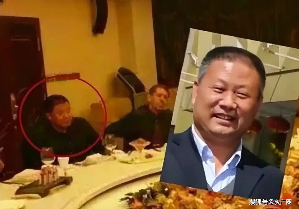 告密者张清报复行为结局_毕福剑私人饭局唱评视频曝光事件_毕福剑饭局门