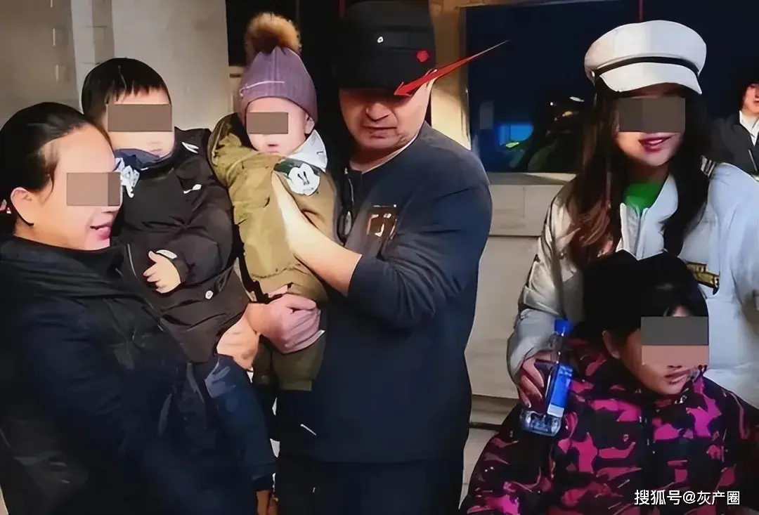 告密者张清报复行为结局_毕福剑饭局门_毕福剑私人饭局唱评视频曝光事件