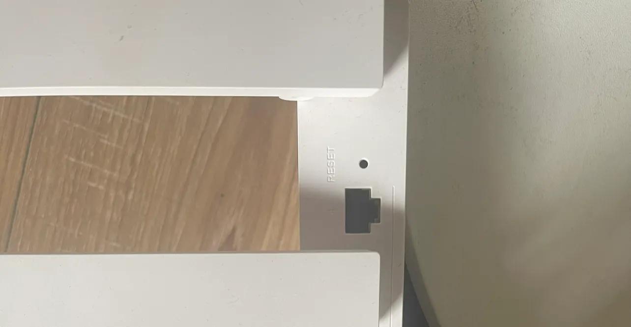 无线路由器reset键在哪_路由器能不能一直开着不关_路由器节能方法