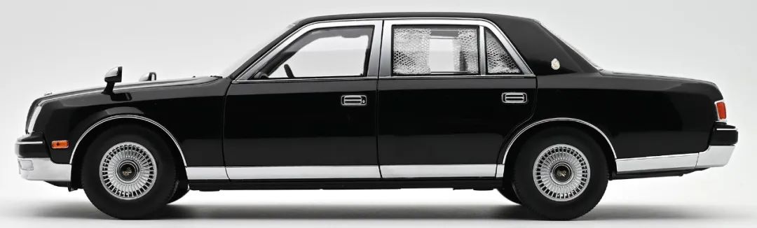 丰田世纪century图片_:丰田世纪 初代 President 1GZ-FE V12