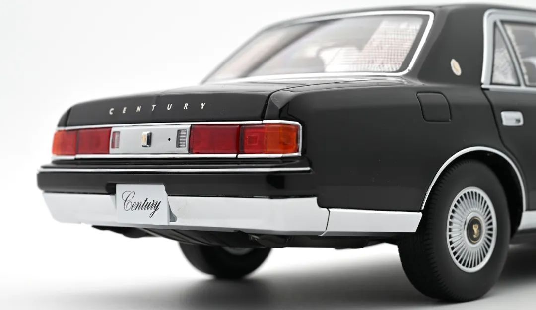 丰田世纪century图片_:丰田世纪 初代 President 1GZ-FE V12