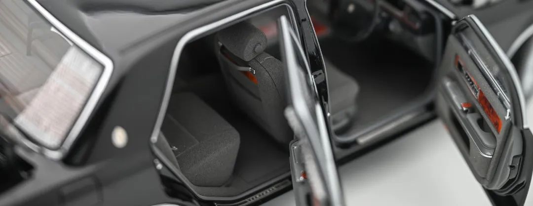 丰田世纪century图片_:丰田世纪 初代 President 1GZ-FE V12