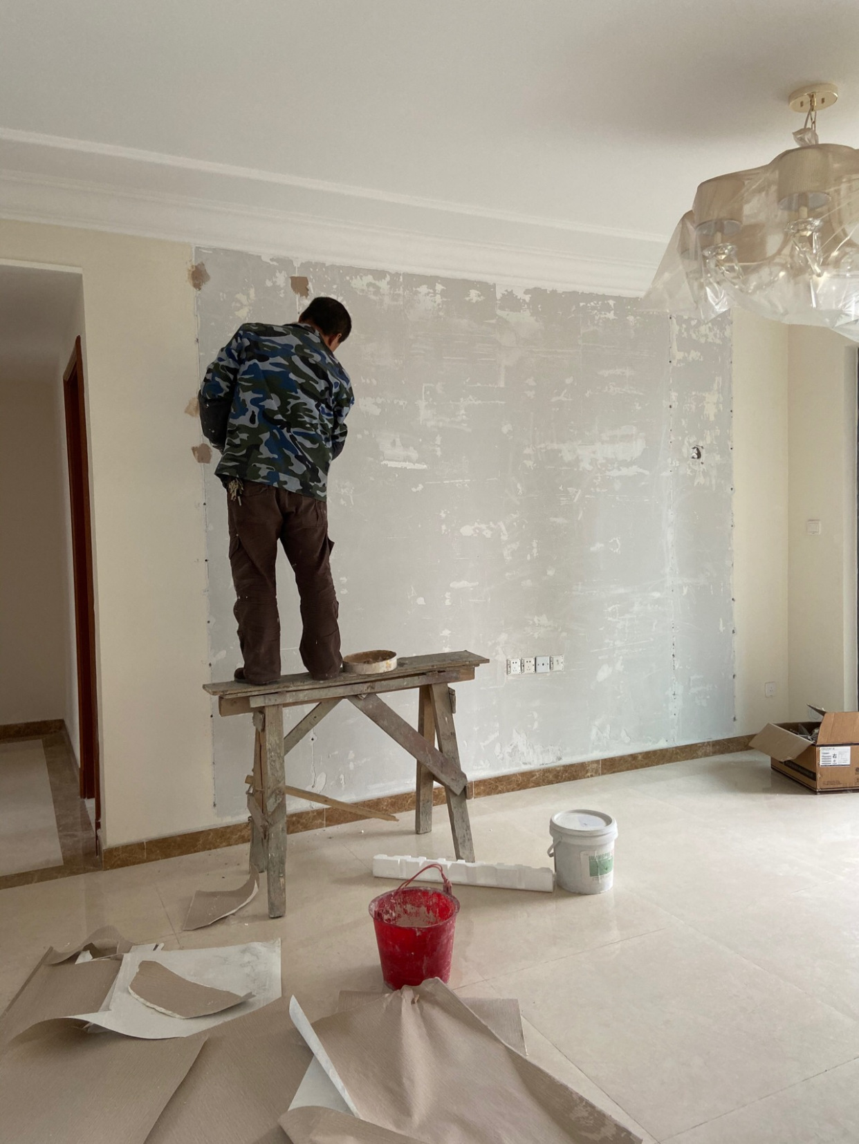 旧墙拆除步骤_刷墙步骤_墙面翻新费用