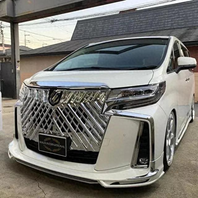 全新一代丰田埃尔法_丰田世纪century图片_丰田埃尔法世纪版