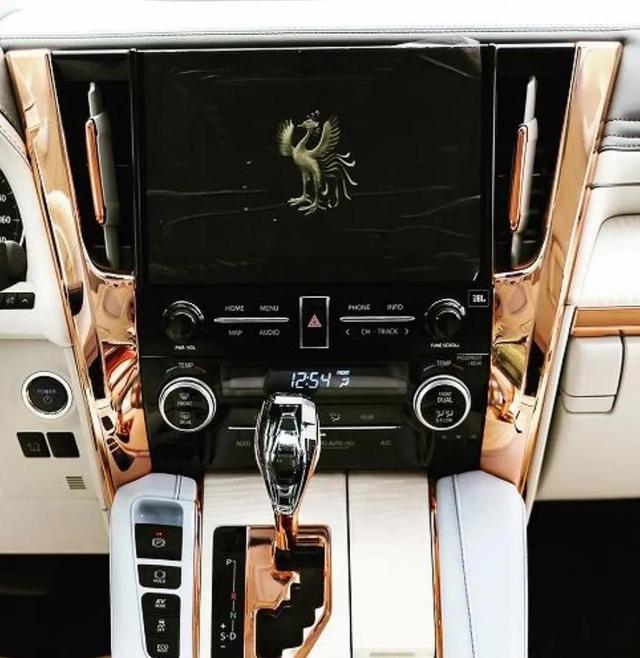 全新一代丰田埃尔法_丰田世纪century图片_丰田埃尔法世纪版