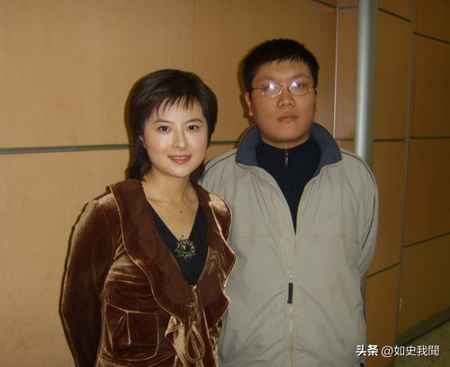 张泉灵北大毕业典礼演讲_张泉灵 主持生涯 事业转型