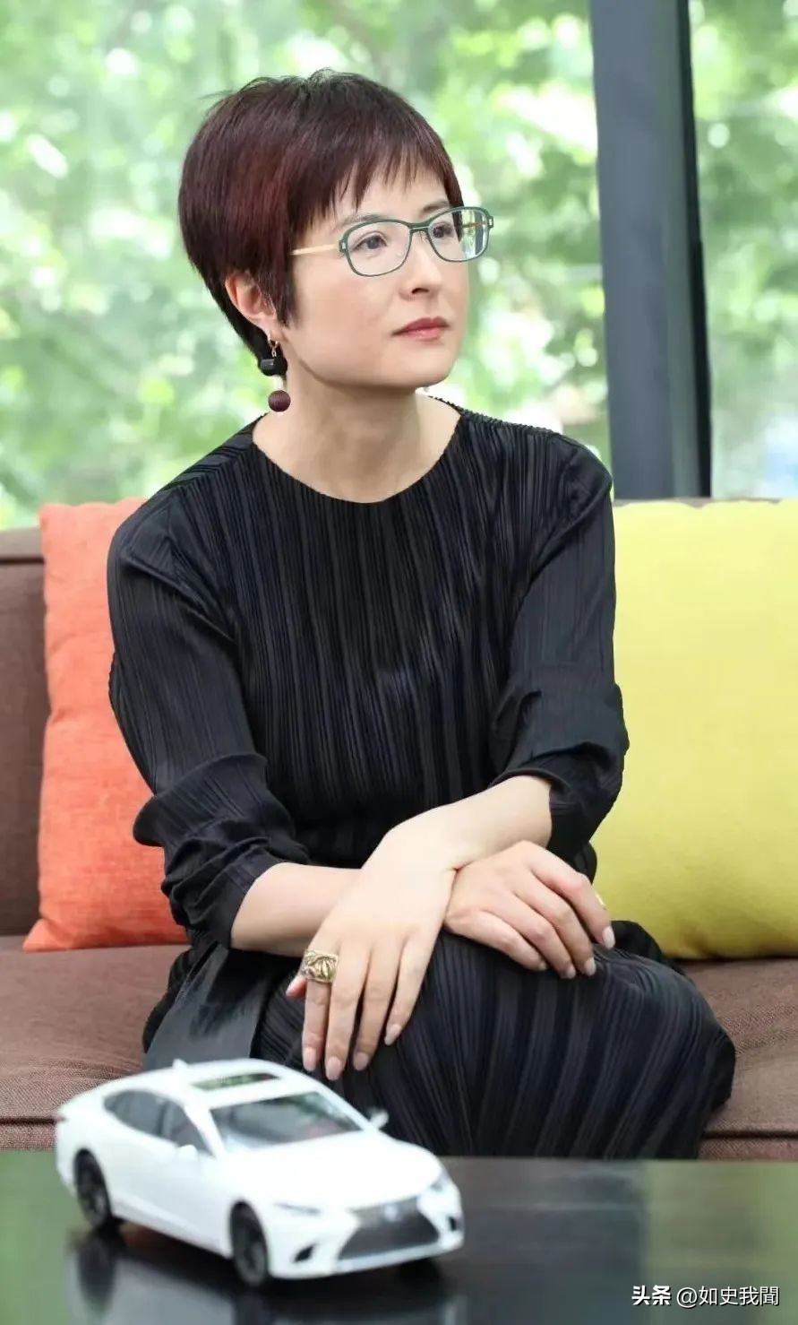 张泉灵 主持生涯 事业转型_张泉灵北大毕业典礼演讲