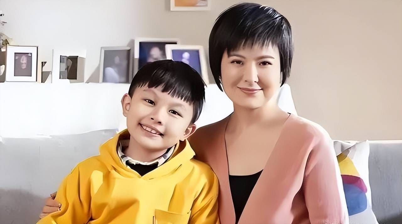 张泉灵北大毕业典礼演讲_张泉灵央视辞职转型创投圈_张泉灵主持生涯发展历程