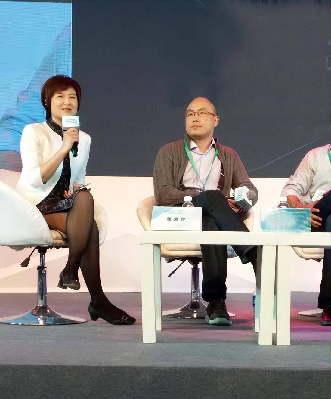 张泉灵央视辞职转型创投圈_张泉灵北大毕业典礼演讲_张泉灵主持生涯发展历程