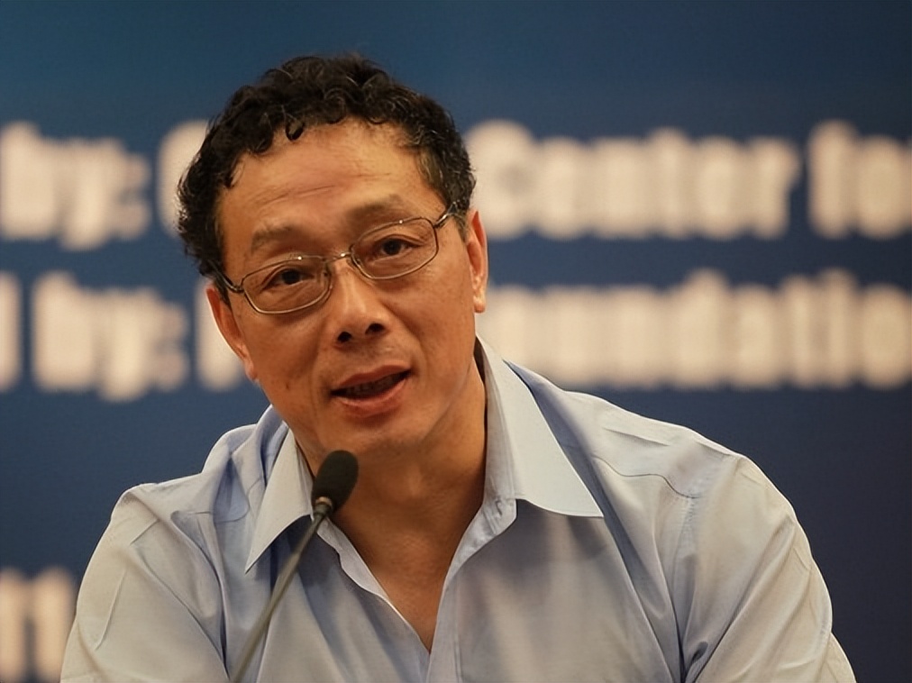 央视记者张泉灵_张泉灵北大毕业典礼演讲_北大才女张泉灵