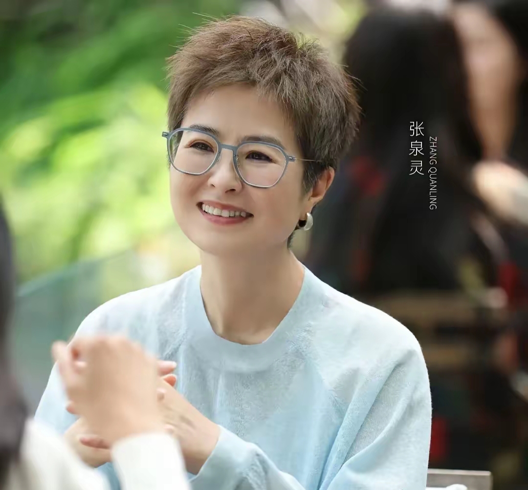 张泉灵北大毕业典礼演讲_央视记者张泉灵_北大才女张泉灵