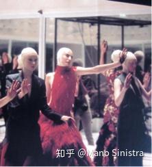 亚历山大麦昆设计理念_亚历山大.麦昆_亚历山大麦昆品牌内涵