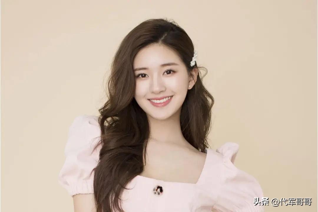 中国美女排行榜前十名_2025年中国美女排行榜_东方美学与西方骨相融合美女