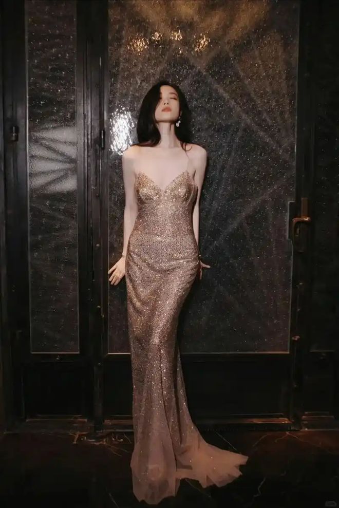 中国美女明星颜值排名榜 内娱颜值排行榜10位美女明星排名 迪丽热巴刘亦菲赵丽颖杨幂古力娜扎杨紫倪妮高圆圆赵露思刘诗诗_中国美女排行榜前十名