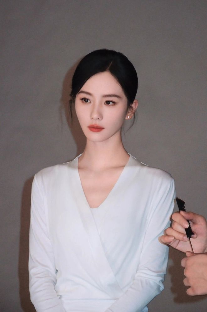 中国美女排行榜前十名_中国美女明星颜值排名榜 内娱颜值排行榜10位美女明星排名 迪丽热巴刘亦菲赵丽颖杨幂古力娜扎杨紫倪妮高圆圆赵露思刘诗诗