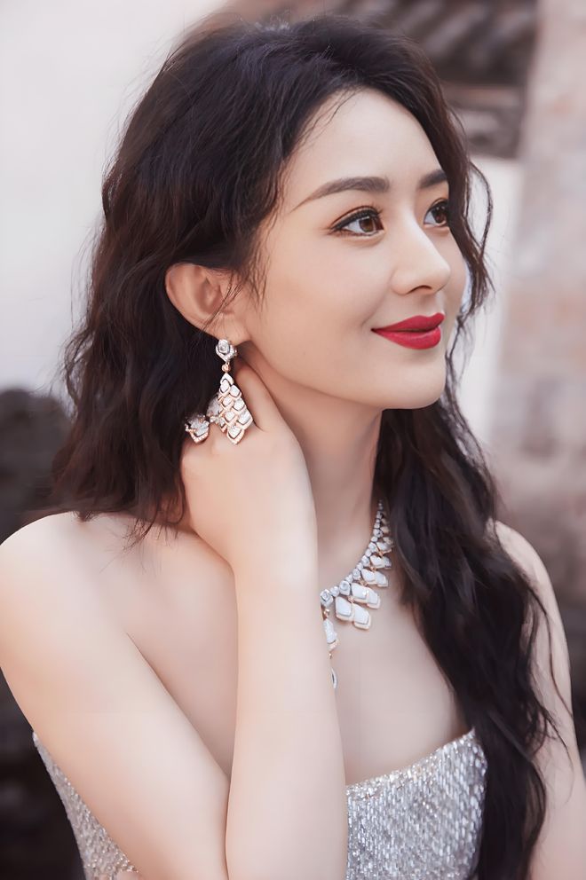 中国美女明星颜值排名榜 内娱颜值排行榜10位美女明星排名 迪丽热巴刘亦菲赵丽颖杨幂古力娜扎杨紫倪妮高圆圆赵露思刘诗诗_中国美女排行榜前十名