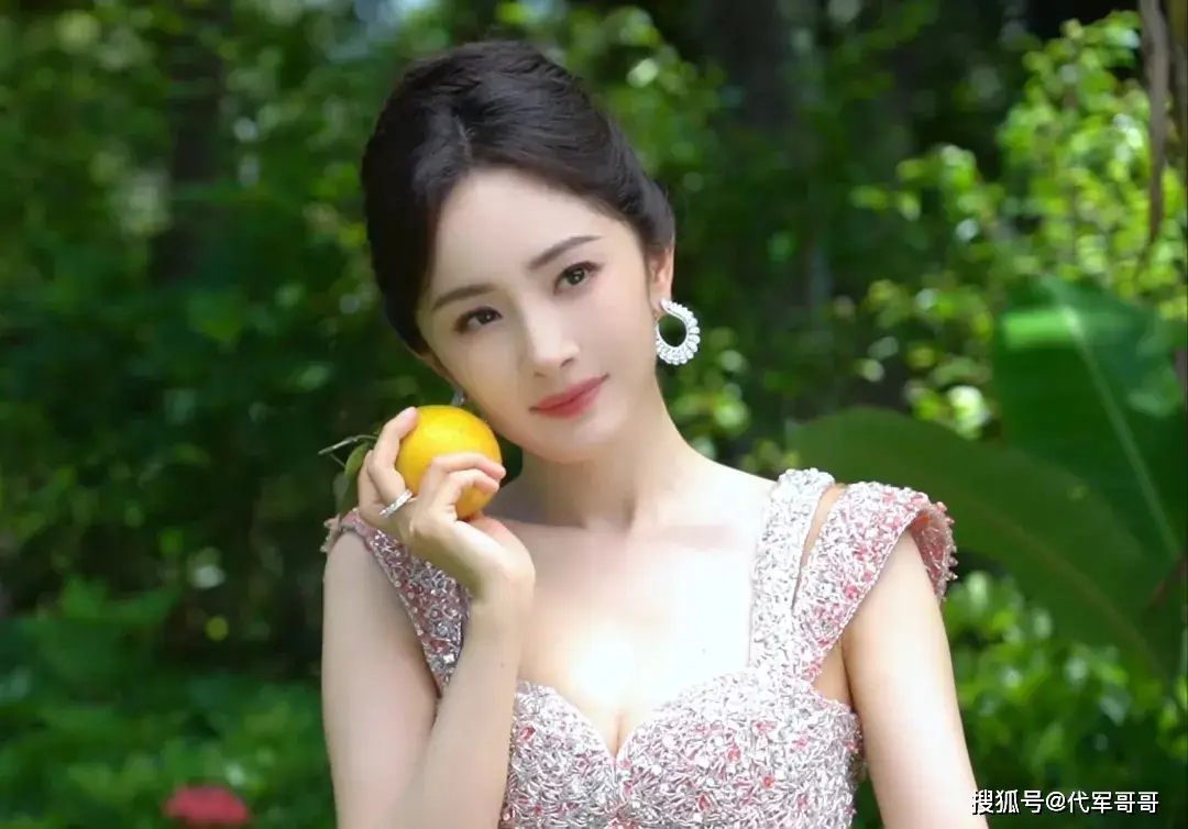 东方美学代表女性_2025年中国美女排行榜_中国美女排行榜前十名