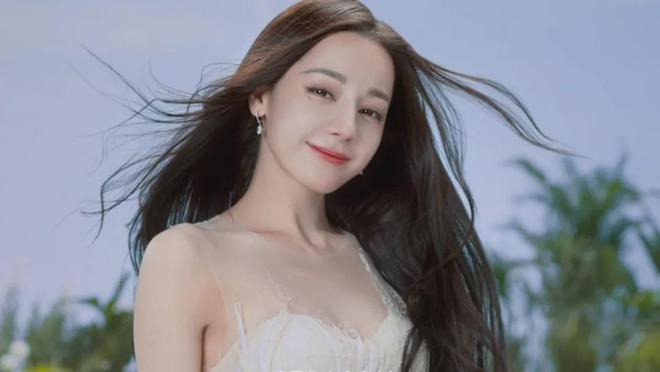 东方美学与西方骨相融合美女_2025年中国美女排行榜_中国美女排行榜前十名