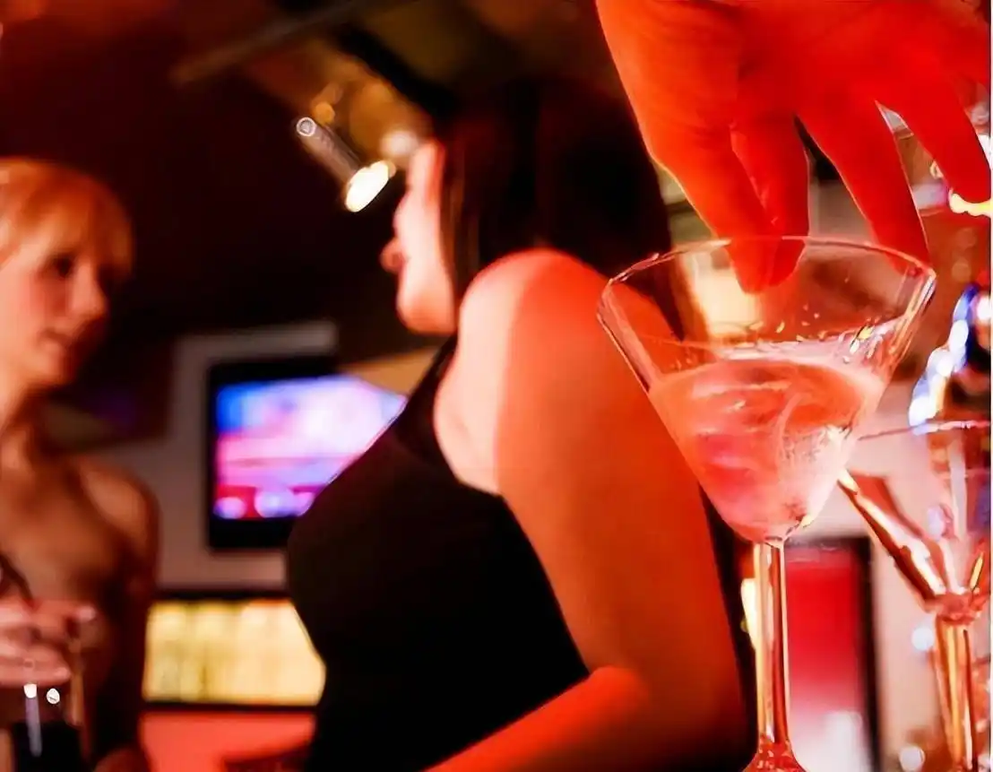 隐形药水喝了人会隐形_GHB迷奸药_如何防止被下药