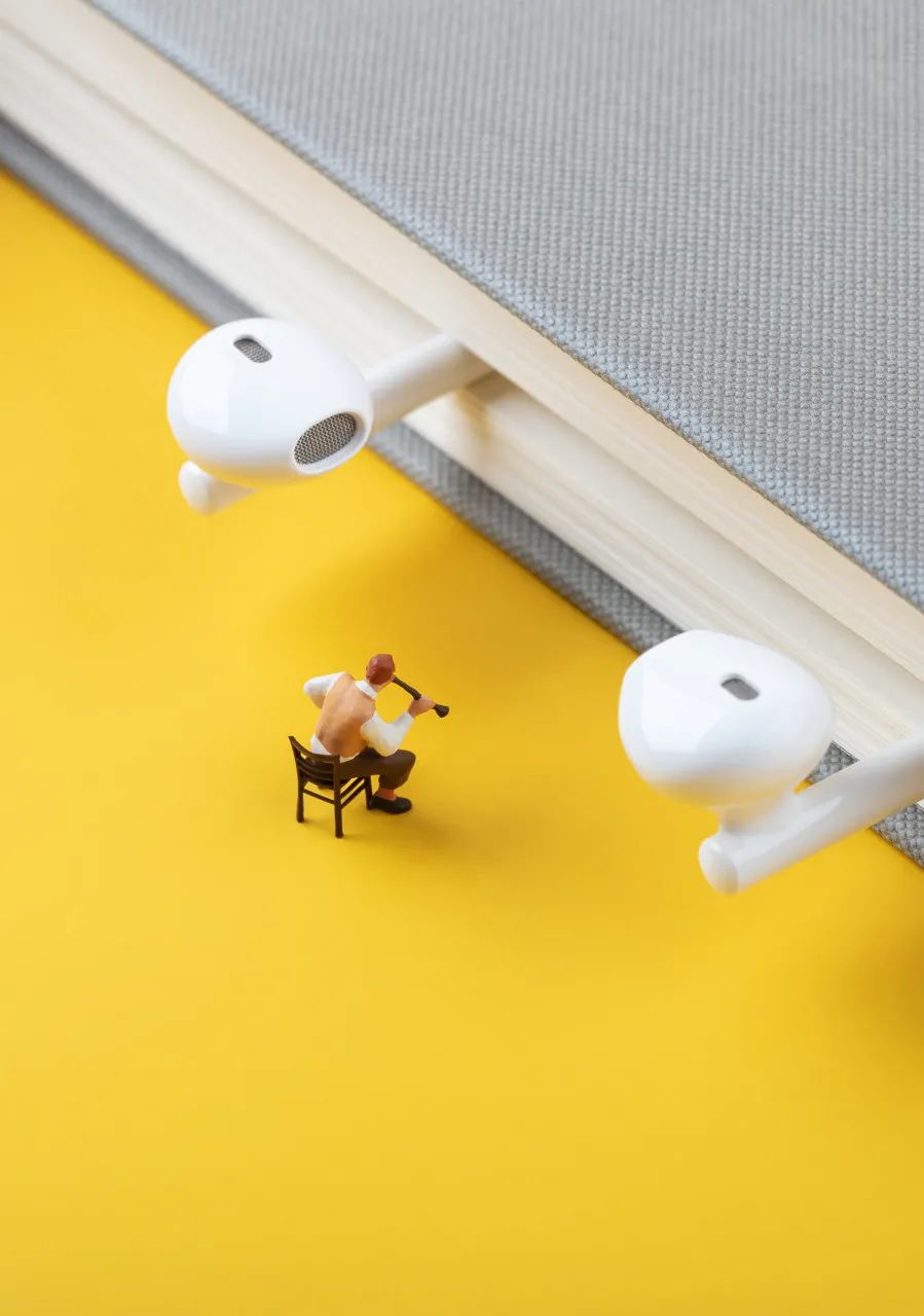 零听耳塞副作用_耳机使用音量时间_长期佩戴耳机危害