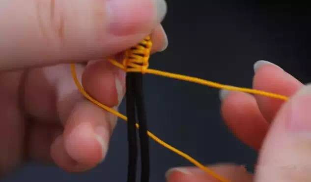 珠宝编绳手链 本命年红绳转运珠 金刚结凤尾结吉祥结万字结团锦结平结_手链打结方法 教法