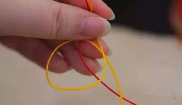 珠宝编绳手链 本命年红绳转运珠 金刚结凤尾结吉祥结万字结团锦结平结_手链打结方法 教法