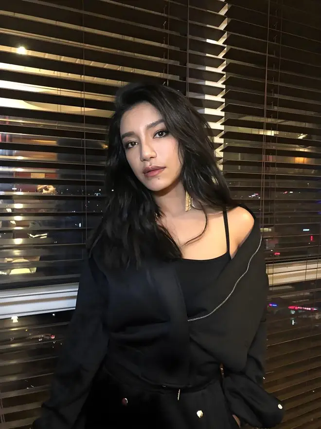 江姵蓉图片_江映蓉单身原因分析_江映蓉整容前后变化