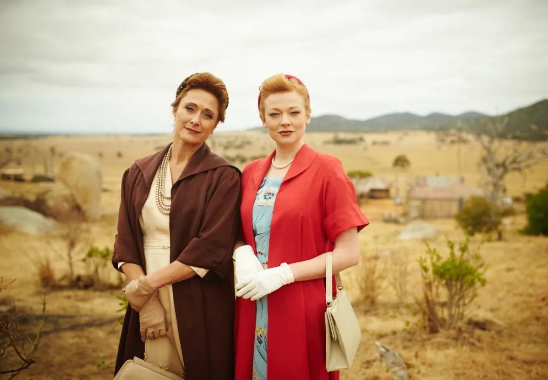 时尚先锋香奈儿 电影下载_时尚电影推荐_职场穿搭灵感