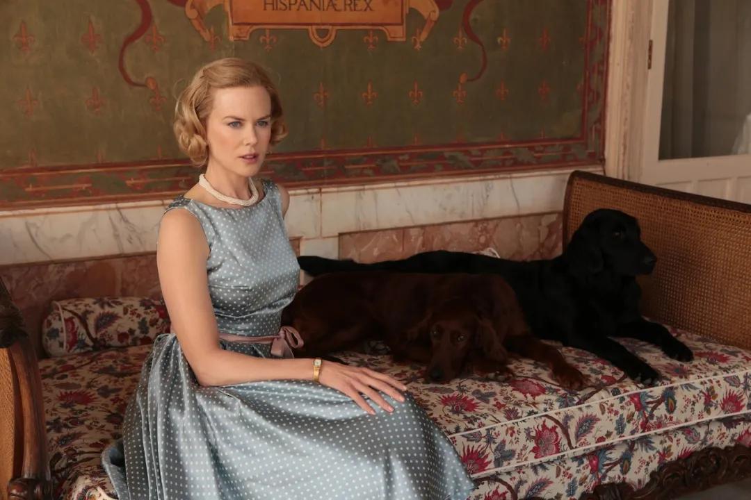 时尚先锋香奈儿 电影下载_职场穿搭灵感_时尚电影推荐