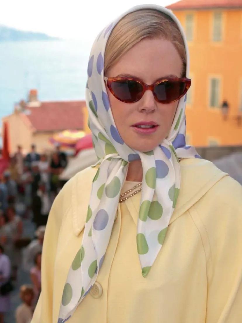 时尚先锋香奈儿 电影下载_时尚电影推荐_职场穿搭灵感